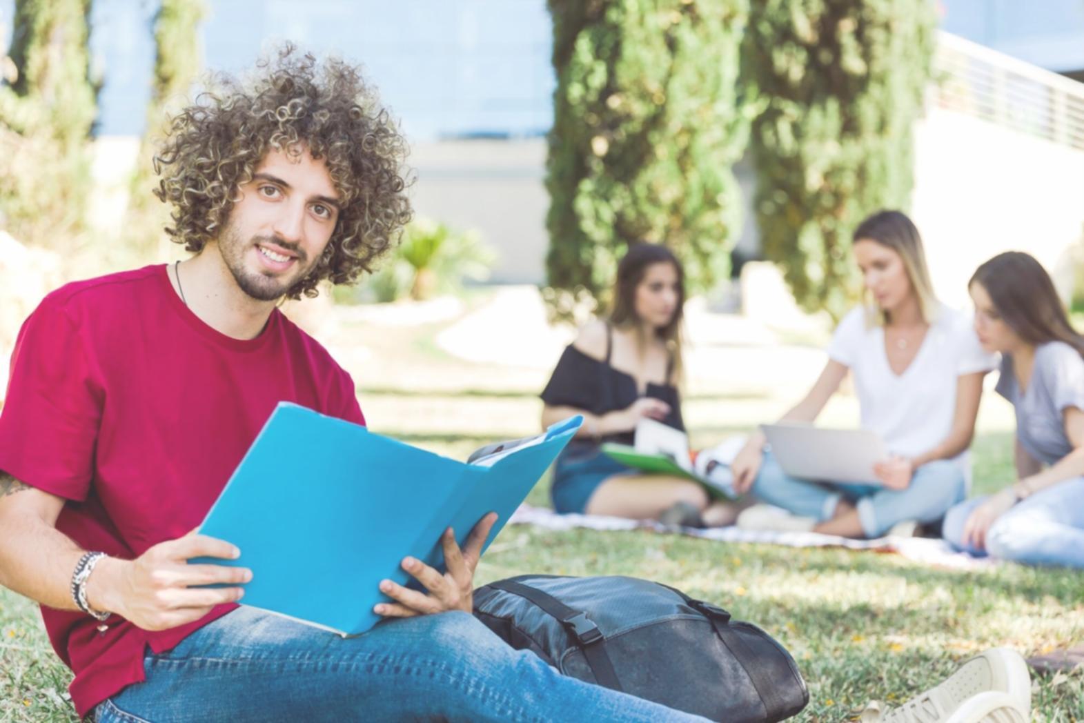 Gemeinsame Arbeitsession mit Finanzplanungsunterlagen
